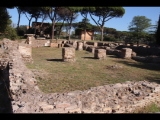 00161 ostia - regio v - insula xviii - edificio (v,xviii,1) und porta secondaria - bli ri norden - 09-2022.jpg